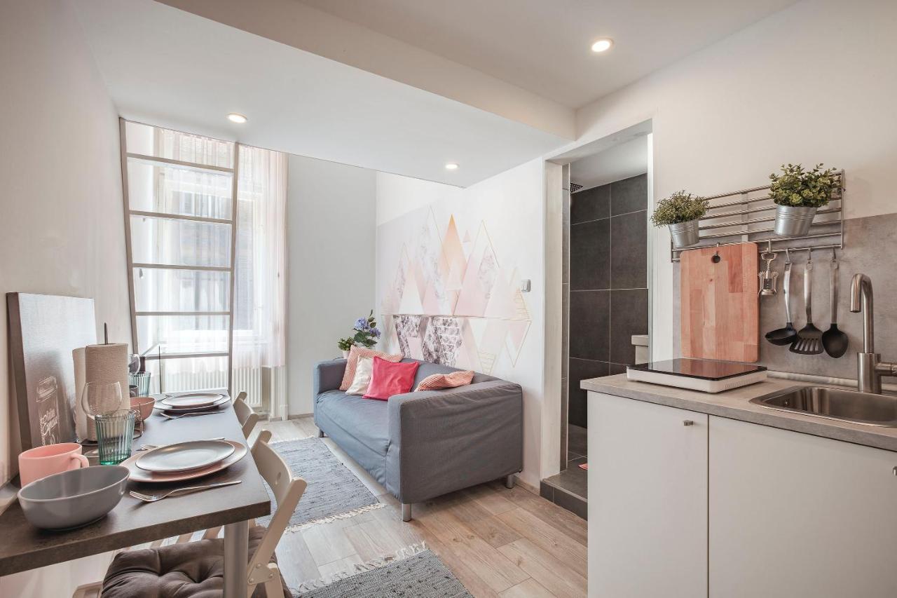 D'Crown Residences Budapest Luaran gambar