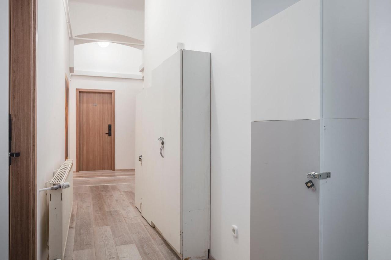 D'Crown Residences Budapest Luaran gambar