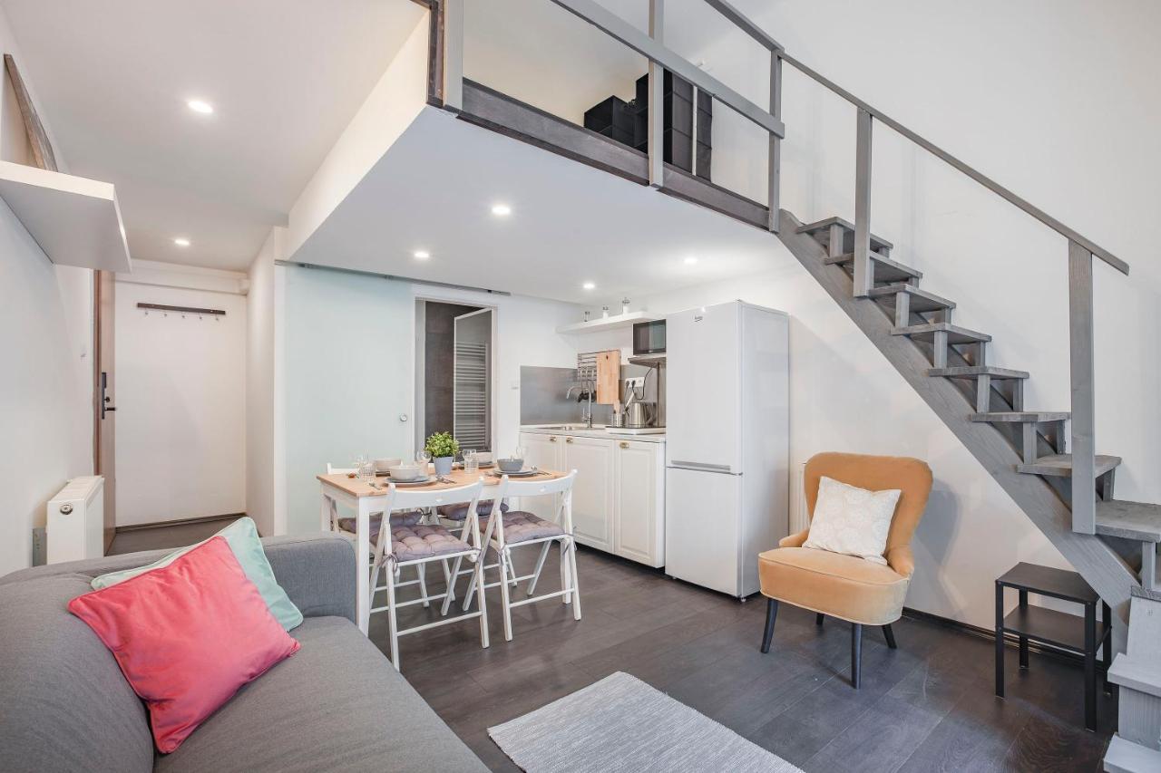 D'Crown Residences Budapest Luaran gambar